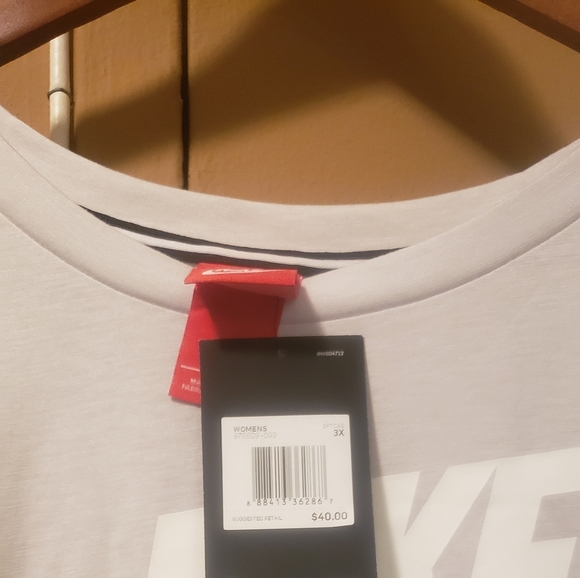 nike tshirt plus-size - Picture 2 of 3